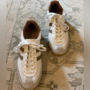 Gola Cream and Tan Sneakers